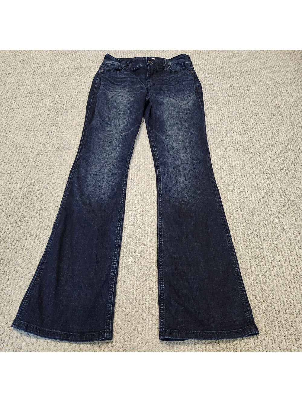 Shyanne Women's Dark Wash Bootcut Jeans Size 28 Regular